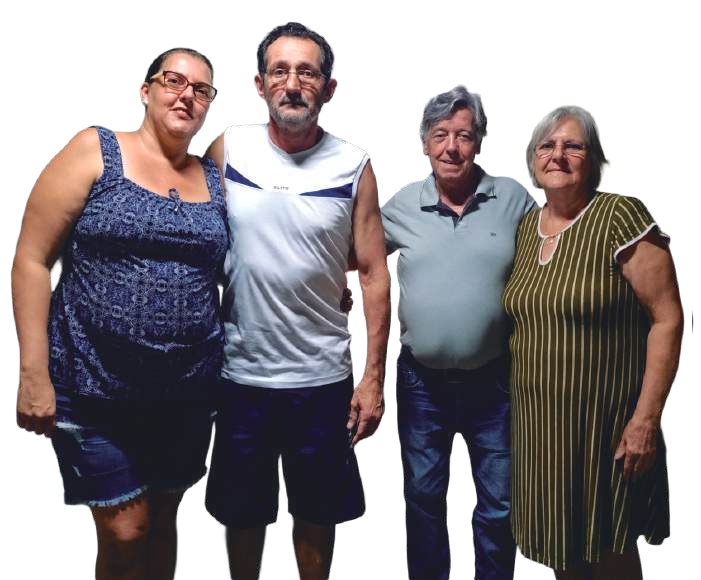 Verônica e Carlão ao lado de Gabriel e Fátima